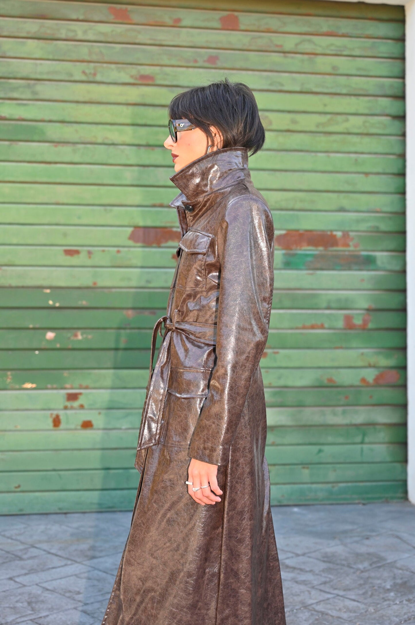 Trench lungo in eco-pelle