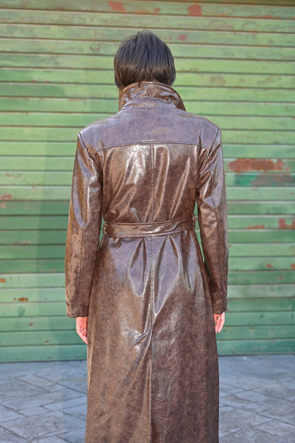 Trench lungo in eco-pelle