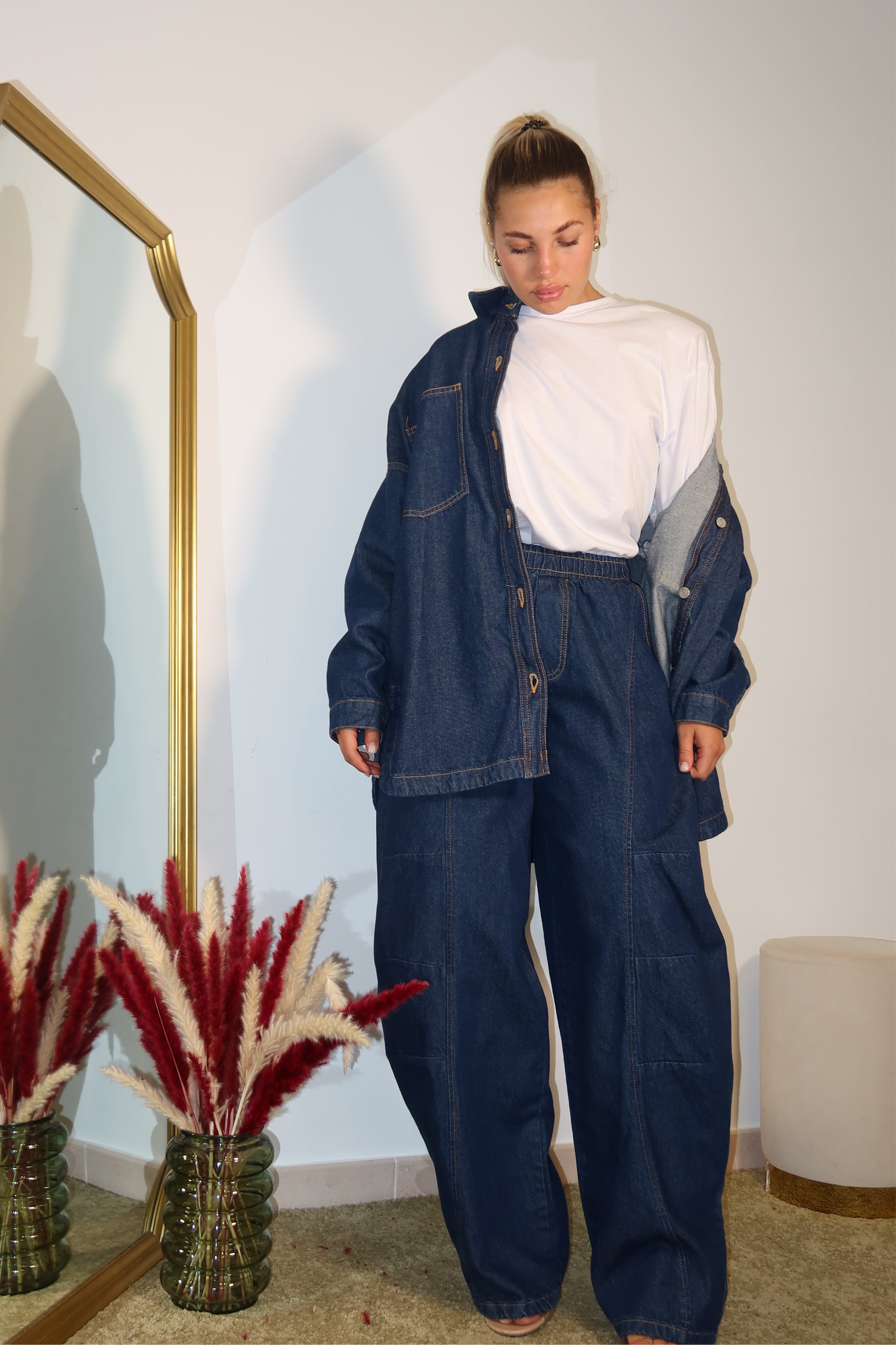 Selected Variant Image